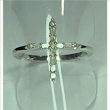 No Reserve .25 ct Natural Diamond Cross Ring Size 7