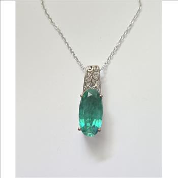 No Reserve Emerald Pendant & Chain Necklace