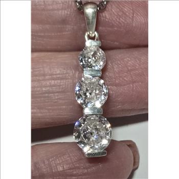 No Reserve Simulated Diamond 3 Stone Pendant & Chain Necklace