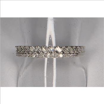 No Reserve .26 ct Natural Diamond Anniversary Ring Size 8