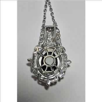 No Reserve Natural Labradorite Pendant & Chain Necklace