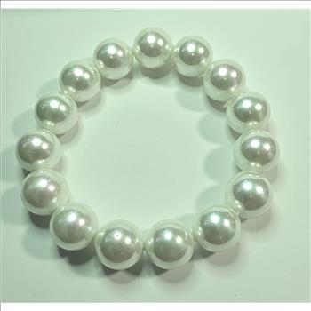 No Reserve 14mm Shell Pearl Bracelet