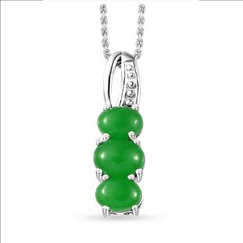 No Reserve Natural Jade Pendant & Chain Necklace