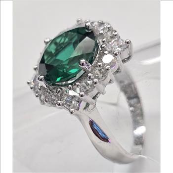 No Reserve Emerald & Zircon Ring Size 6