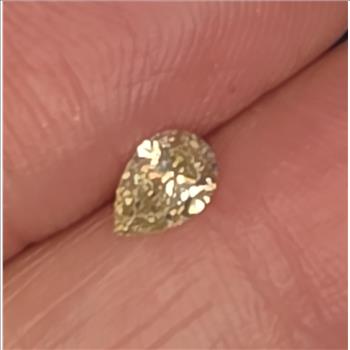No Reserve .33 ct Natural Diamond Pear Cut Loose Gemstone