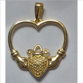 No Reserve Natural Diamond Claddagh Pendant 