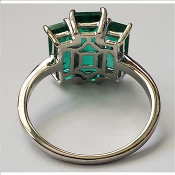 No Reserve Emerald 3 Stone Ring Size 7