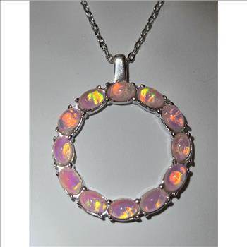 No Reserve Opal Circle Pendant & Chain Necklace