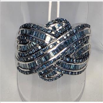 No Reserve 2.02 cl  Blue Diamond Ring Size 9