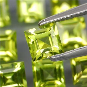 No Reserve VVS Natural Peridot Square Cut Loose Gemstone