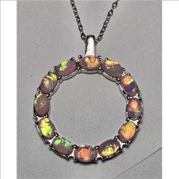 No Reserve Open Circle Pendant & Chain Necklace