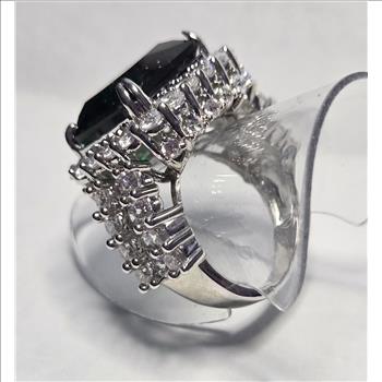 No Reserve Emerald & ZIrcon Rng Size 8