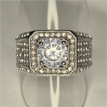 No Reserve Simulated Diamond Ring Size 11