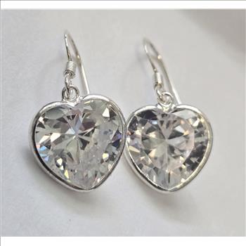 No Reserve Natural White Topaz Heart Dangle Earrings