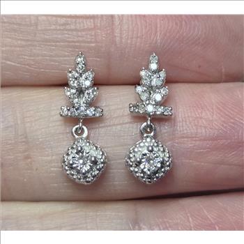 No Reserve .35 ct Natural Diamond Dangle Earrings