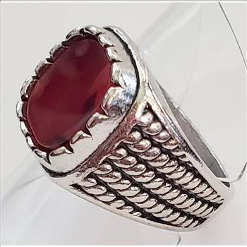 No Reserve Red Agate Ring Size 10