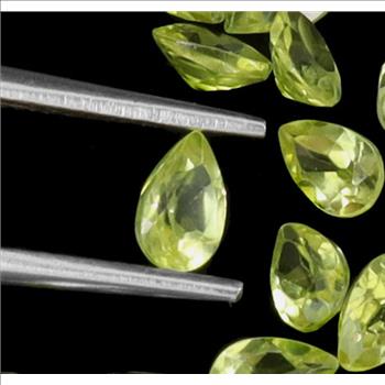 No Reserve Natural Peridot Pear Cut Loose Gemstone