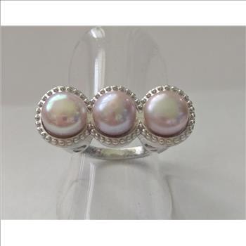 No Reserve Natural Freshwater Pearls Ring Size 6