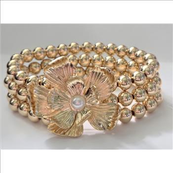No Reserve Pearl Beaded Flower Bracelet