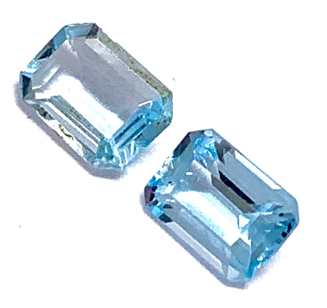 Lot of 2 Genuine  2.05ctw Swiss Blue Topaz 6X4 MM Matching Stones