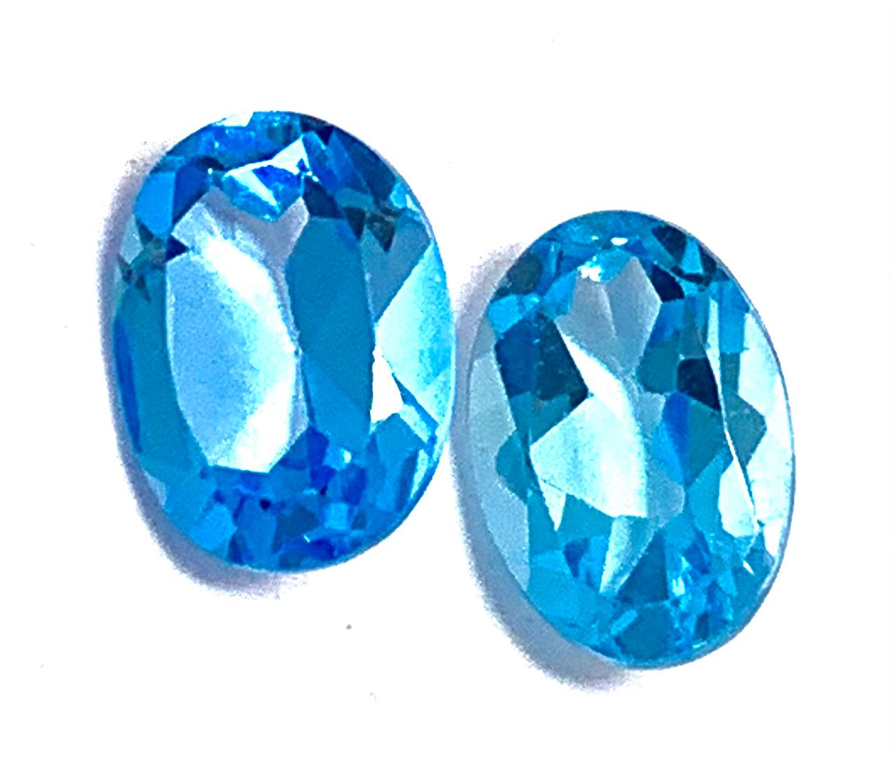 Lot of 2 Genuine Swiss Blue Topaz 6X4 MM Matching Stones