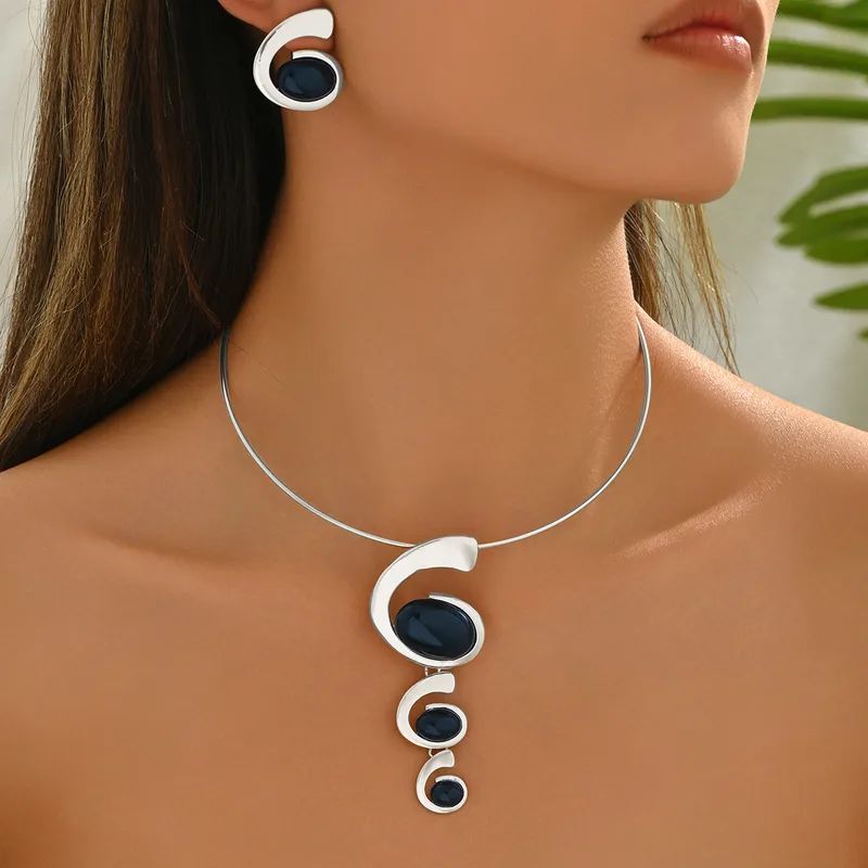 Women's Elegant Swirl Onyx Necklace Earring Set 14k White Gold Ovr