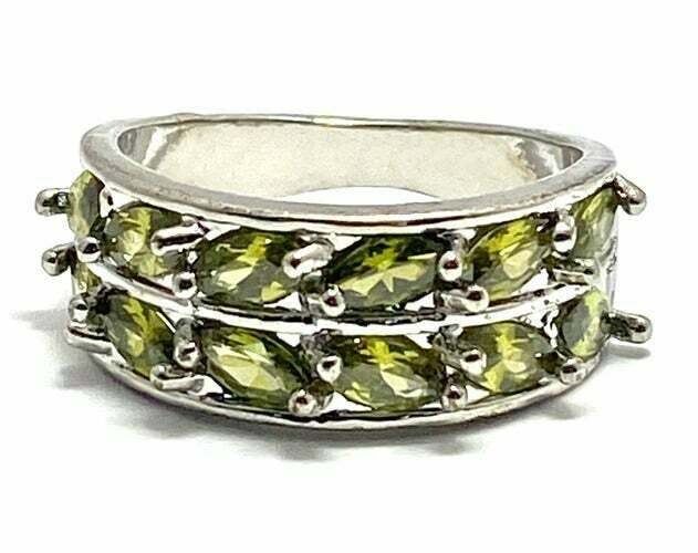 1.50ctw Peridot Ring