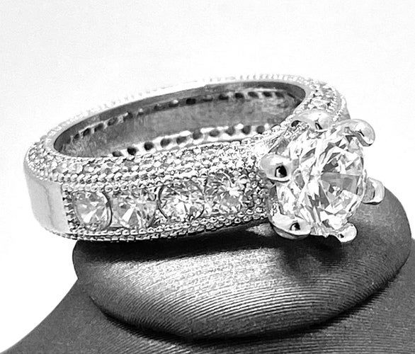 1.50ctw White Topaz Ring