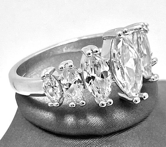 1.55ctw White Topaz Ring