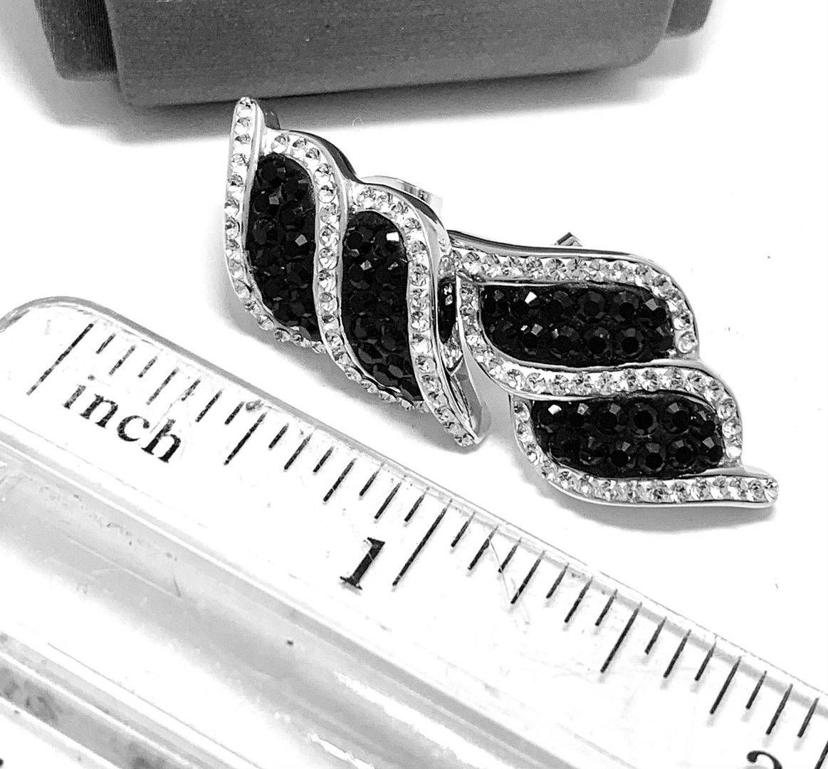 18k White Gold & Fine Jewelry Bronze  2.00ctw  Black & White Crystal Earrings