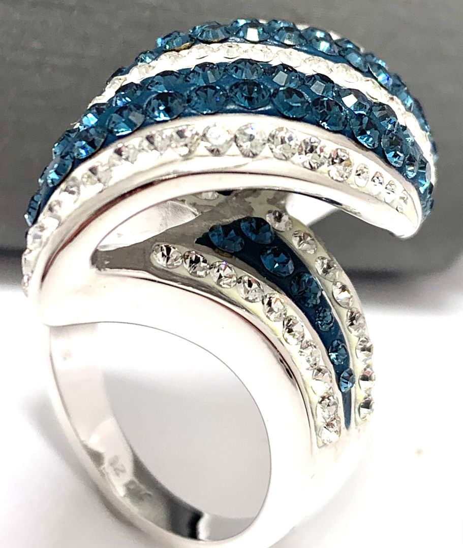 18k White Gold & Jewelry Bronze 2.00ctw  Blue & White Crystal Ring