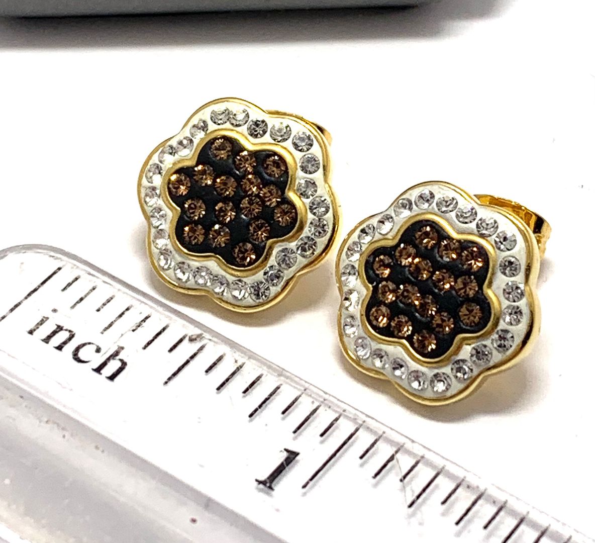 18k Yellow Gold & Fine Jewelry Bronze  2.00ctw Cognac  & White Crystal Earrings