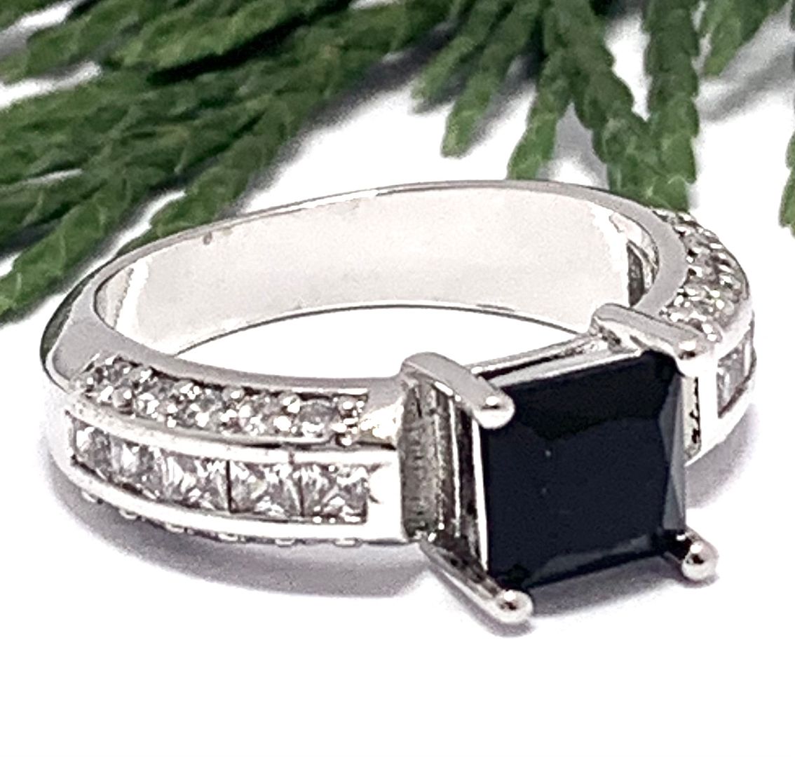 2.50ctw  Black Spinel & Diamonique Diamond Ring Size 6