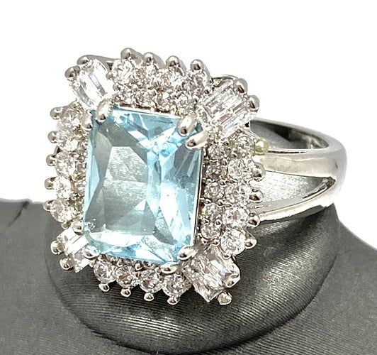 5.10ctw AAA+ Grade Light Blue and White Cubic Zirconia Ring