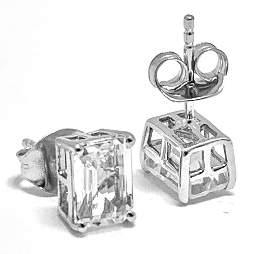 .925 Sterling Silver Moissanite Solitaire Stud Earrings 18kt Gold Over