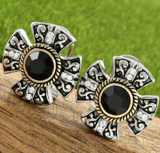 Classic Solitaire Necklace & Stud Earring Set, 1.05ctw White Cubic Zirconia (AAA grade)