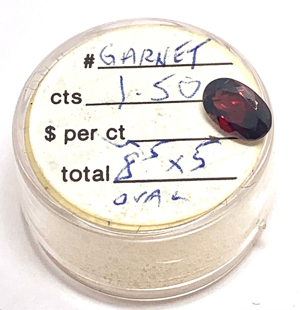 Estate 1.50ctw Natural Oval Cut African Garnet Loose Stone 8X5 MM
