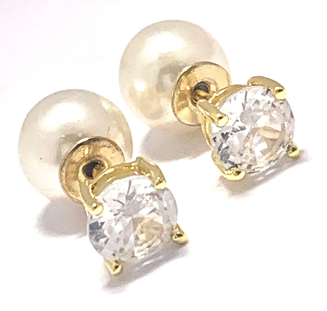 Reversible Design 2 IN 1 3.00ctw VVS-F Simulated Diamond & Pearl Stud Earrings