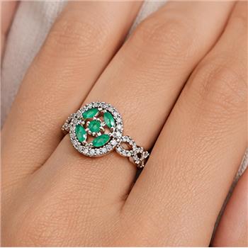 1.25ctw Emerald & Diamonique Diamond Ring  sz8