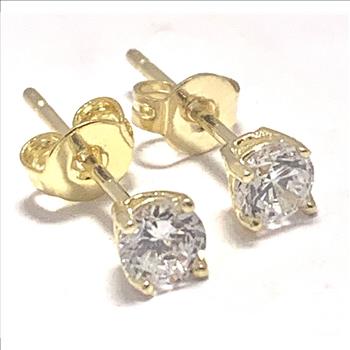 0.50ctw VVS-F  Simulated Diamonds Stud Earrings