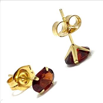 10k Yellow Gold 6x4mm Oval Cut Garnet Stud Earrings Beautifully Dainty