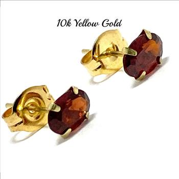 10k Yellow Gold 6x4mm Oval Cut Garnet Stud Earrings Beautifully Dainty
