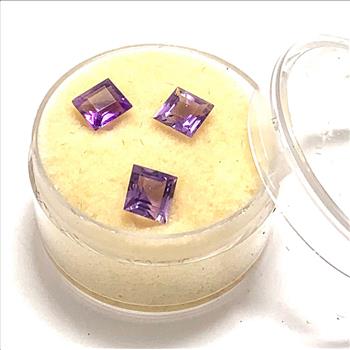 $185 Retail Lot Of 1.91ctw Natural Untreated 3 Matching Brazilian Amethyst Loose Gemstones 5X5 MM
