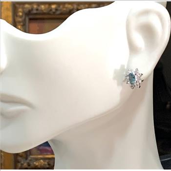 18k White Gold & Fine Jewelry Bronze 2.0 ctw Blue & White Crystal  Stud Earrings