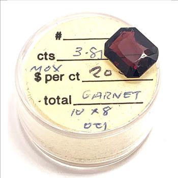3.85ct Natural Garnet Loose Gemstone 10mm x 8mm