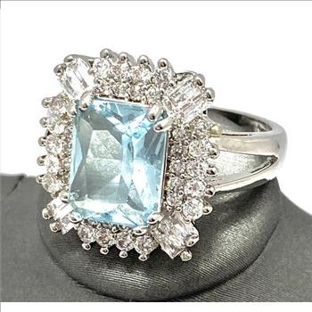 5.10ctw AAA+ Grade Light Blue and White Cubic Zirconia Ring