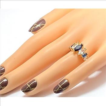 5.50ctw Blue & White Topaz Ring