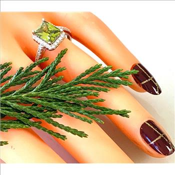 8.75ctw Peridot & Diamonique Diamond Ring Size 8