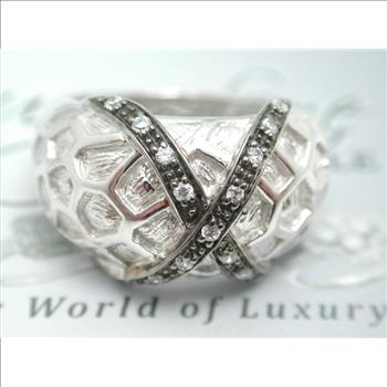 Designer Style Sterling Silver Ring Size 7