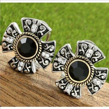 Classic Solitaire Necklace & Stud Earring Set, 1.05ctw White Cubic Zirconia (AAA grade)